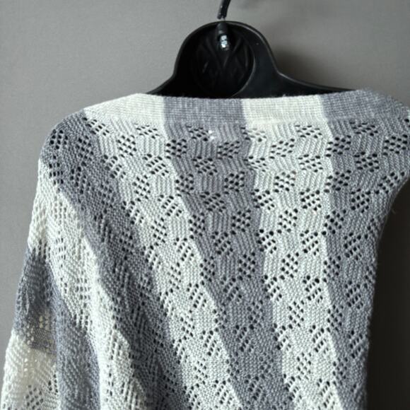Anthropologie Moth‎ sz One Size gray white striped poncho linen knit top NWOT - Picture 8 of 9